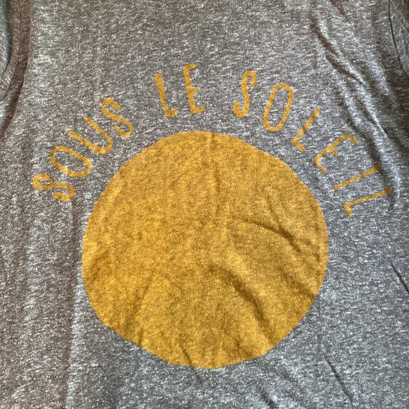 T.La graphic tee - Picture 3 of 5